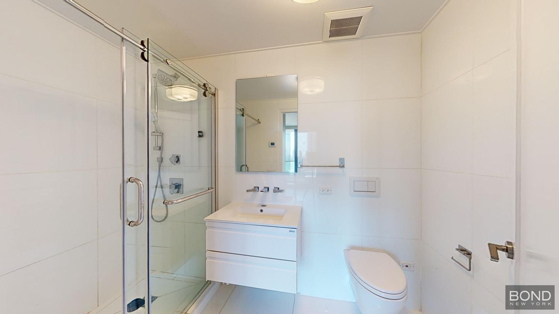 237 E 34th Street 1704