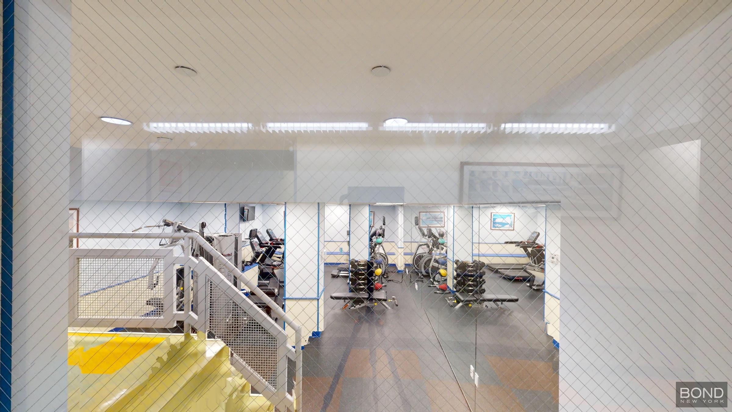 301 E 38th Street 15C