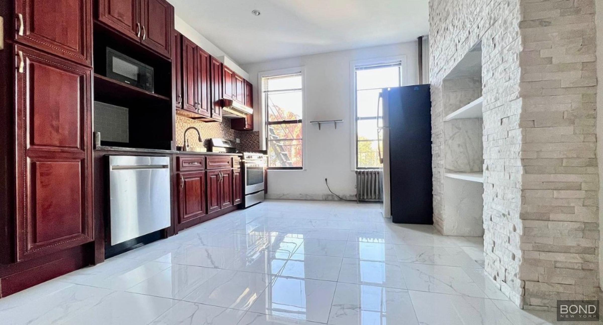 842 Bushwick Avenue 2R