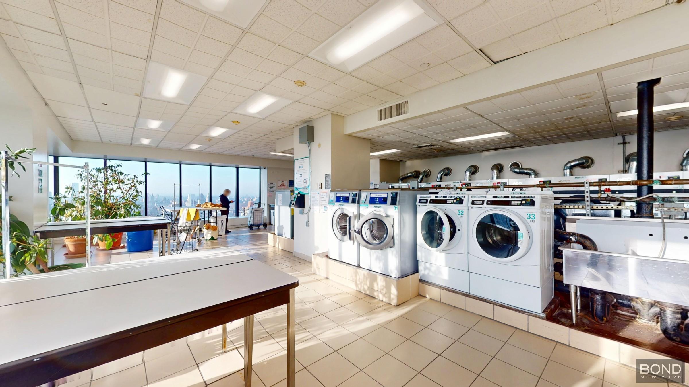 525 E 72nd Street 15G