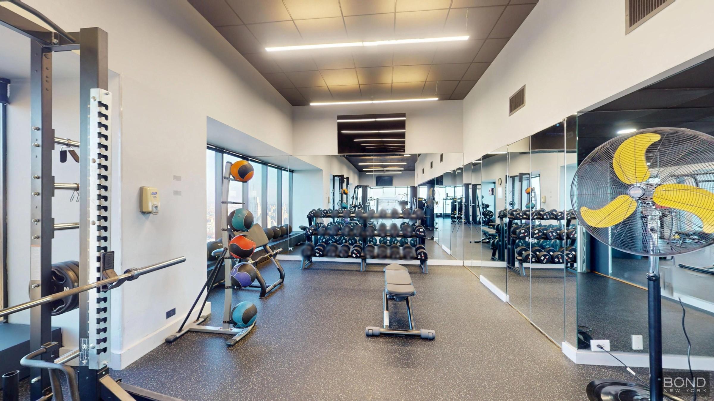 525 E 72nd Street 15G