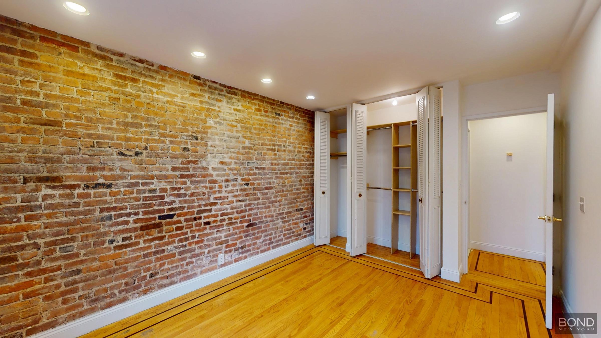 30 Charlton Street 3B