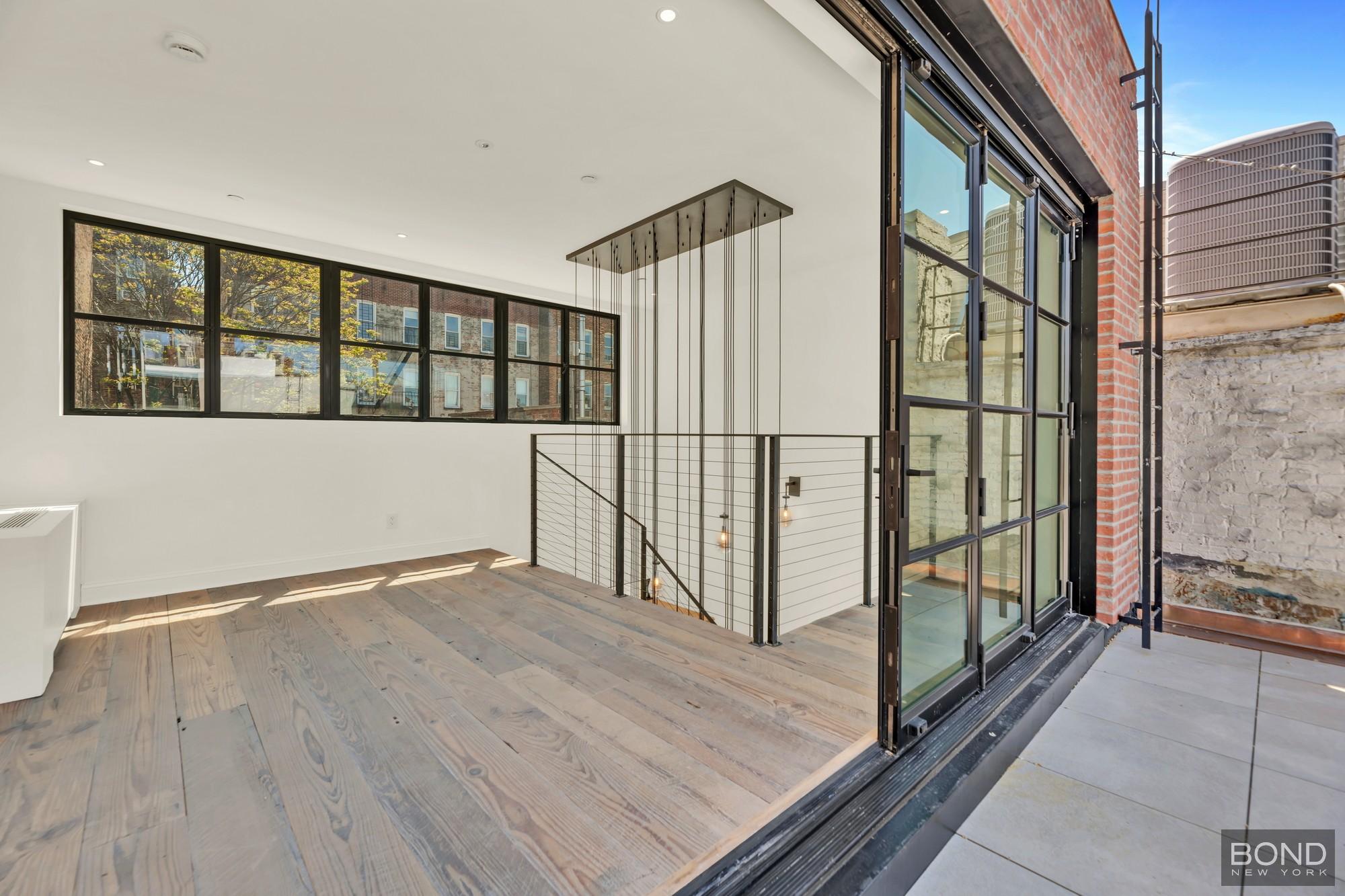 90 Charles Street