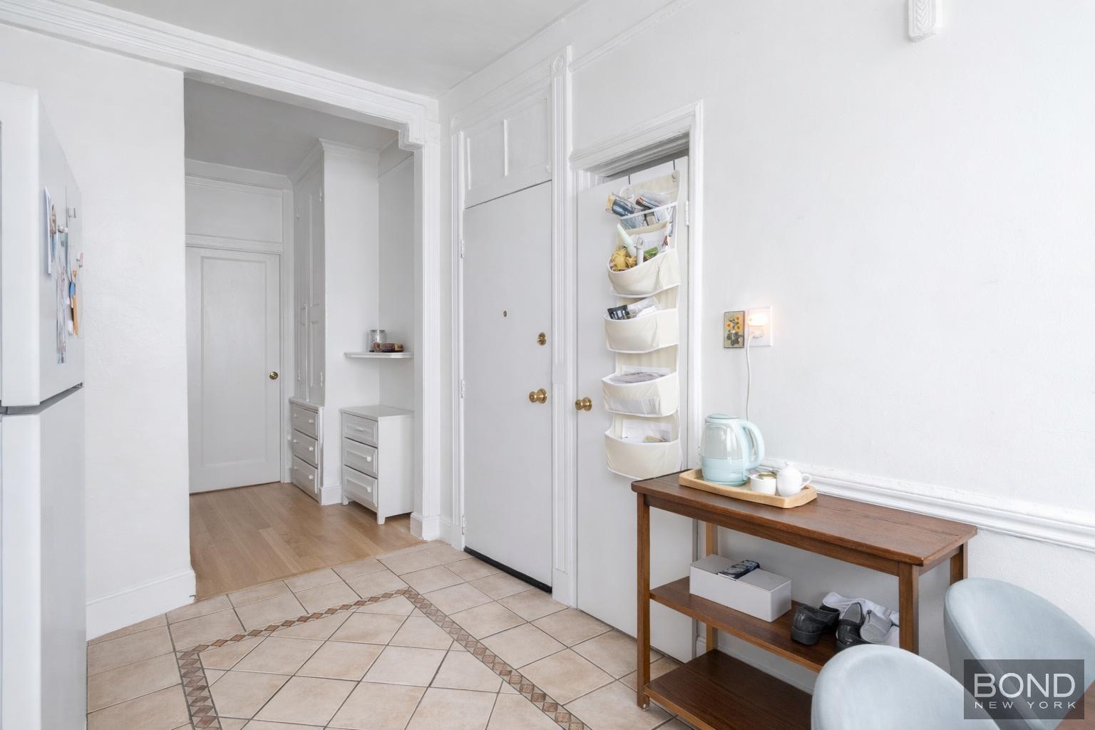 18-22 Bleecker Street 5FAM