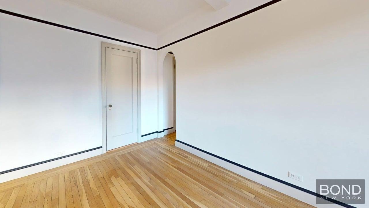 1 Christopher Street 6A