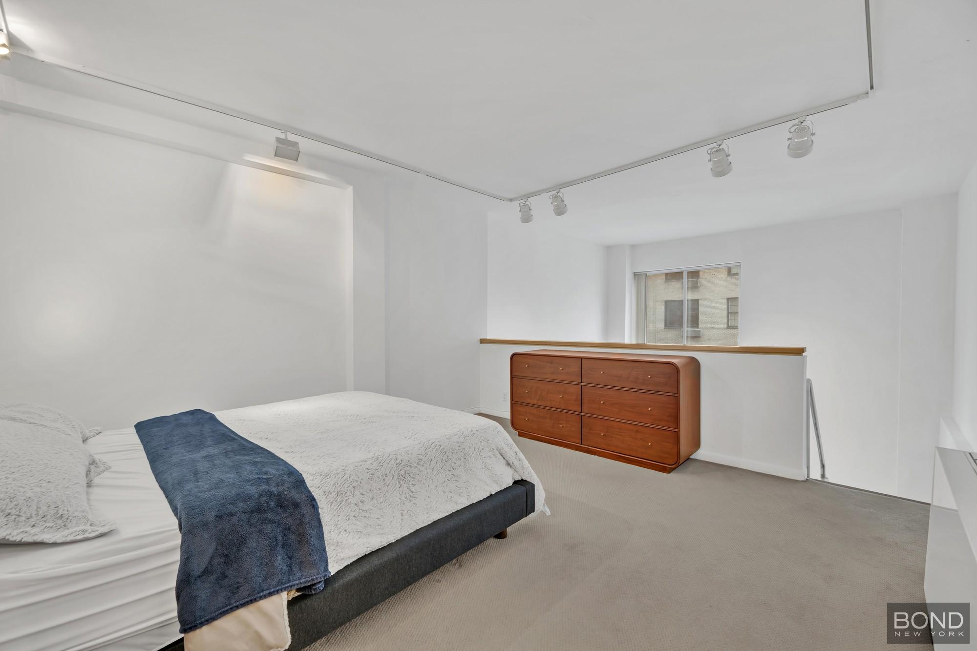 32 E 76th Street 502-602