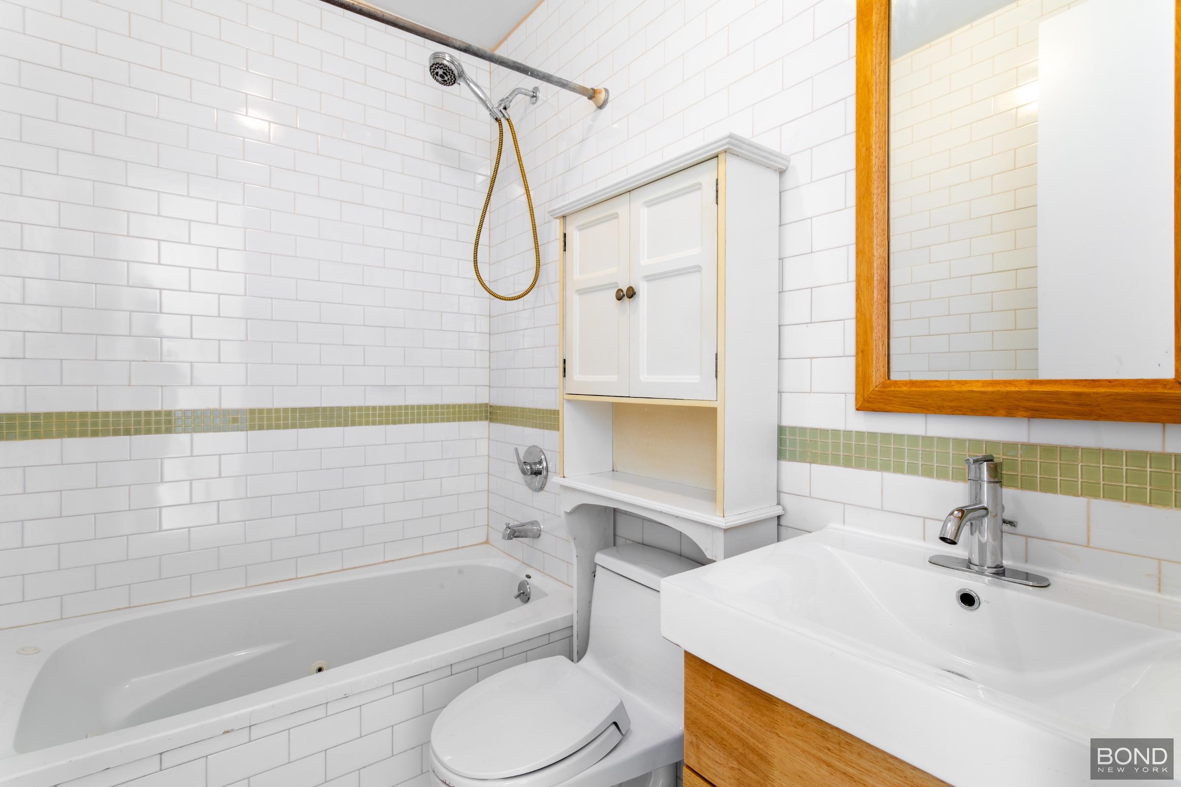 794 St Johns Place 4C