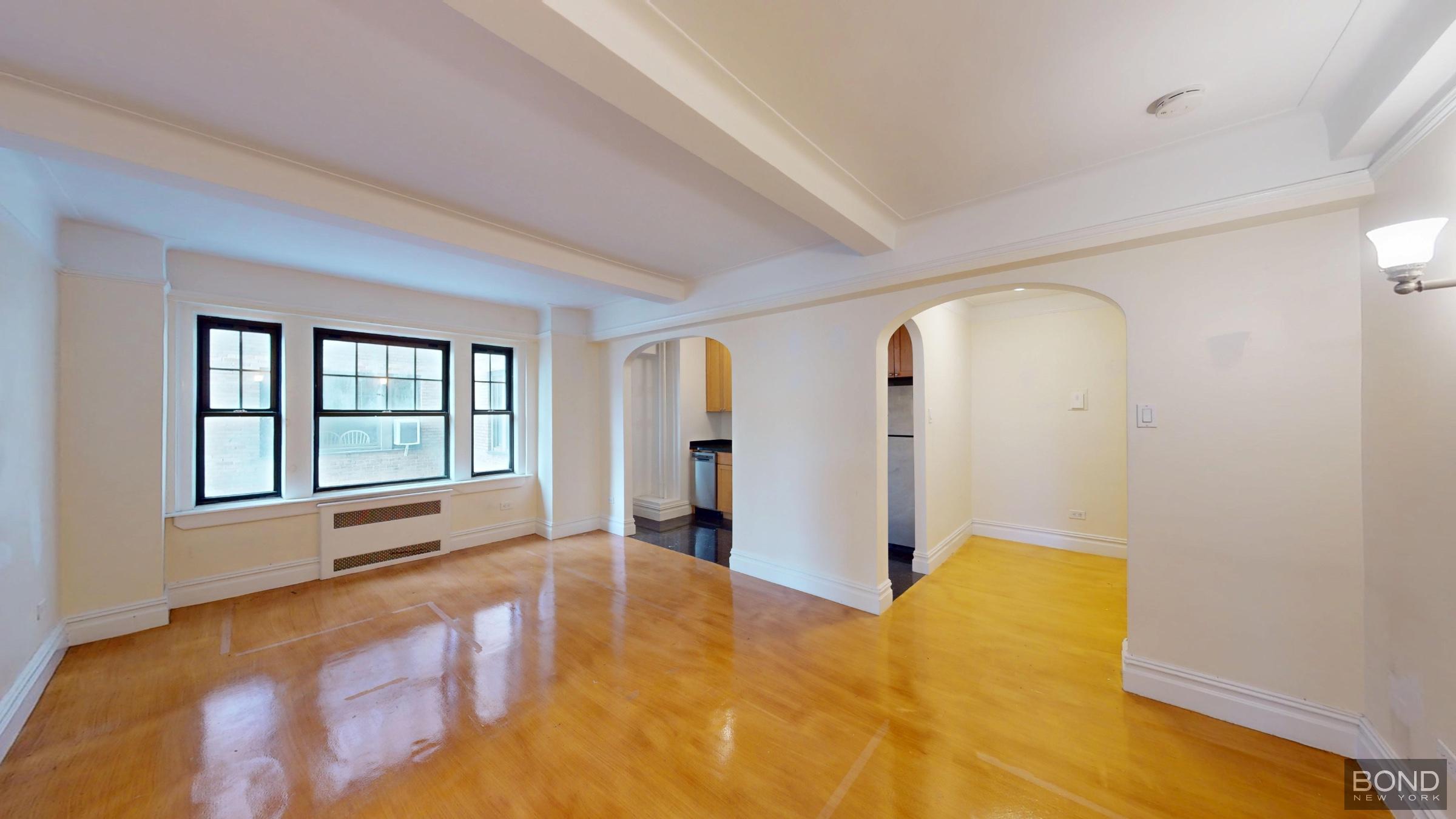 95 Christopher Street 6j