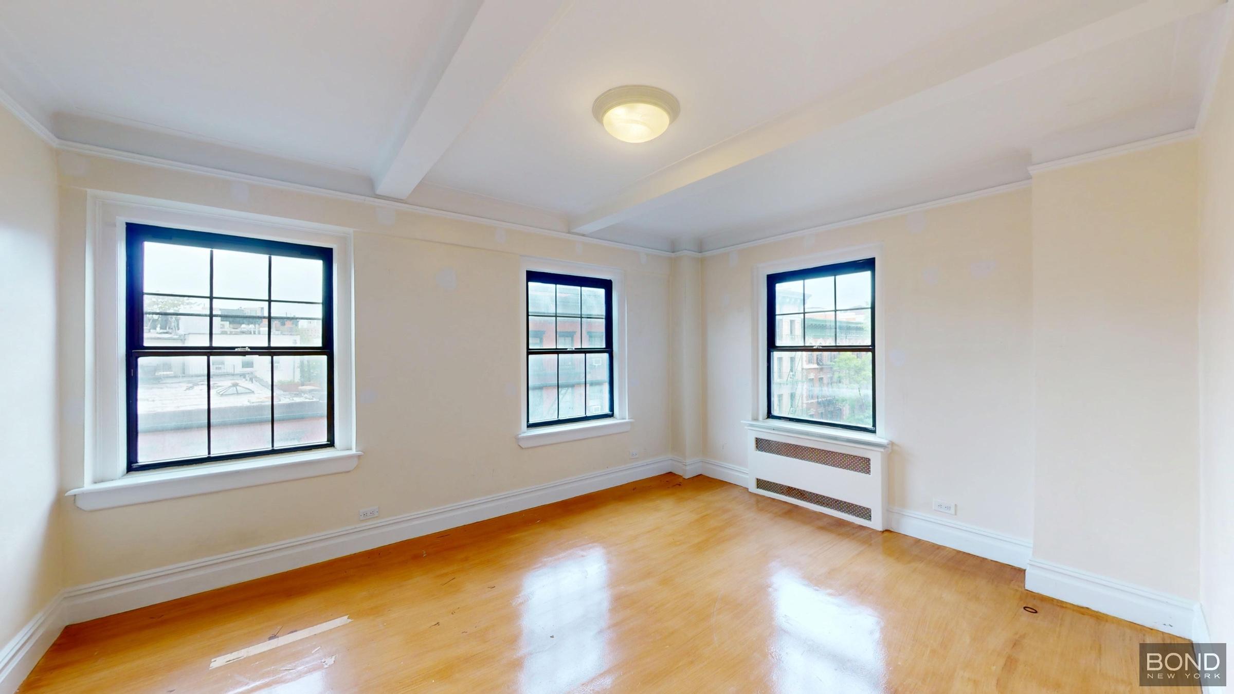95 Christopher Street 6j