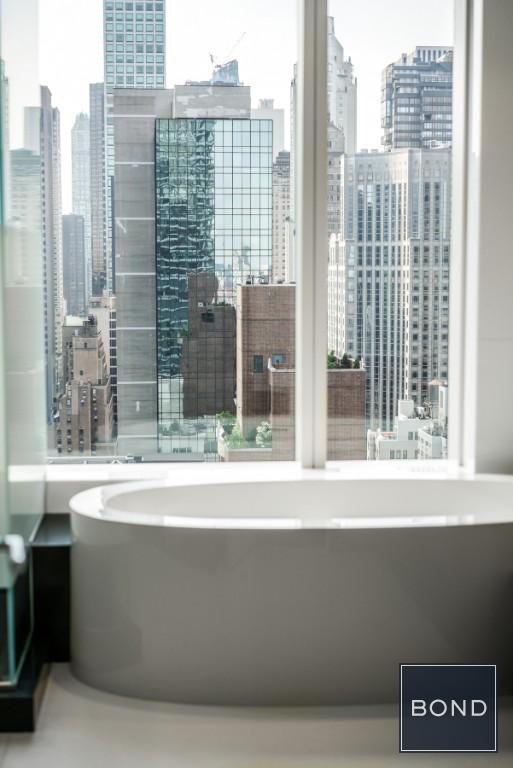 252 E 57th Street 37A