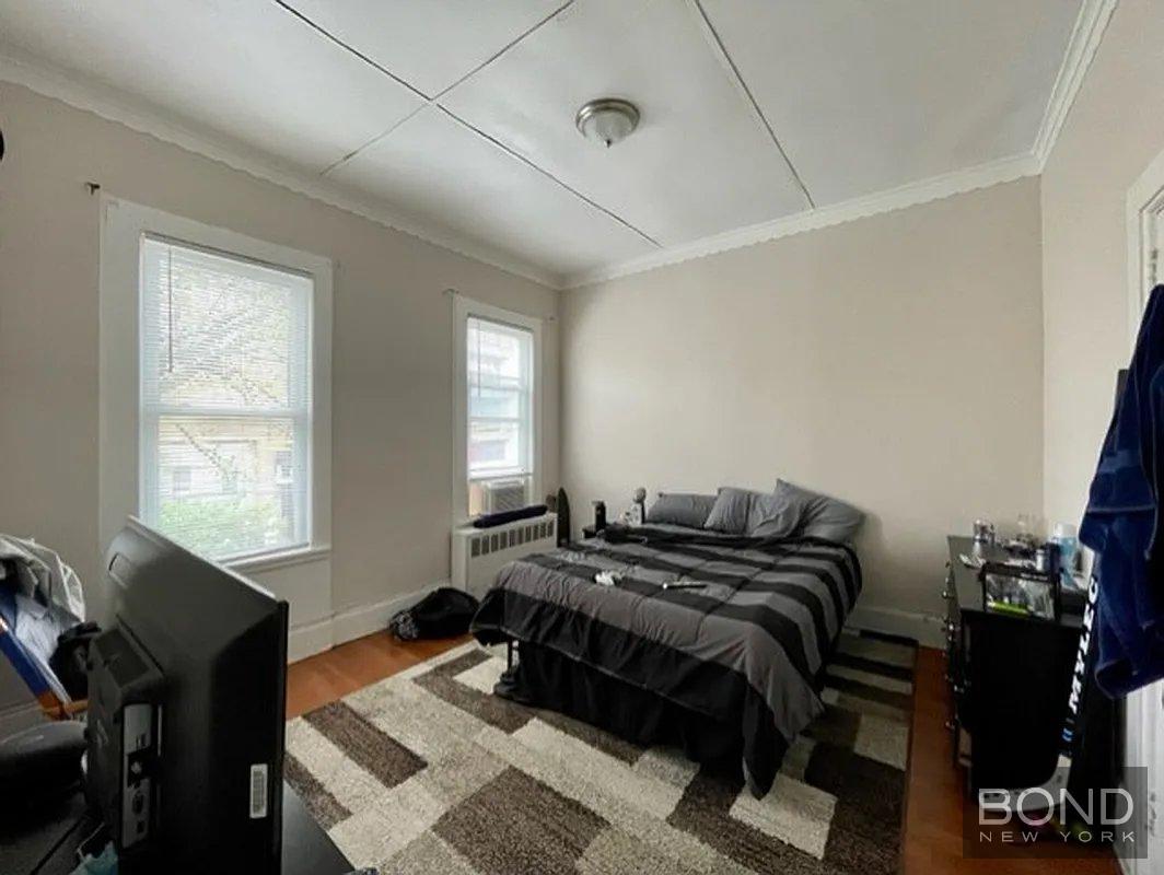 32-11 38th Avenue TWNH