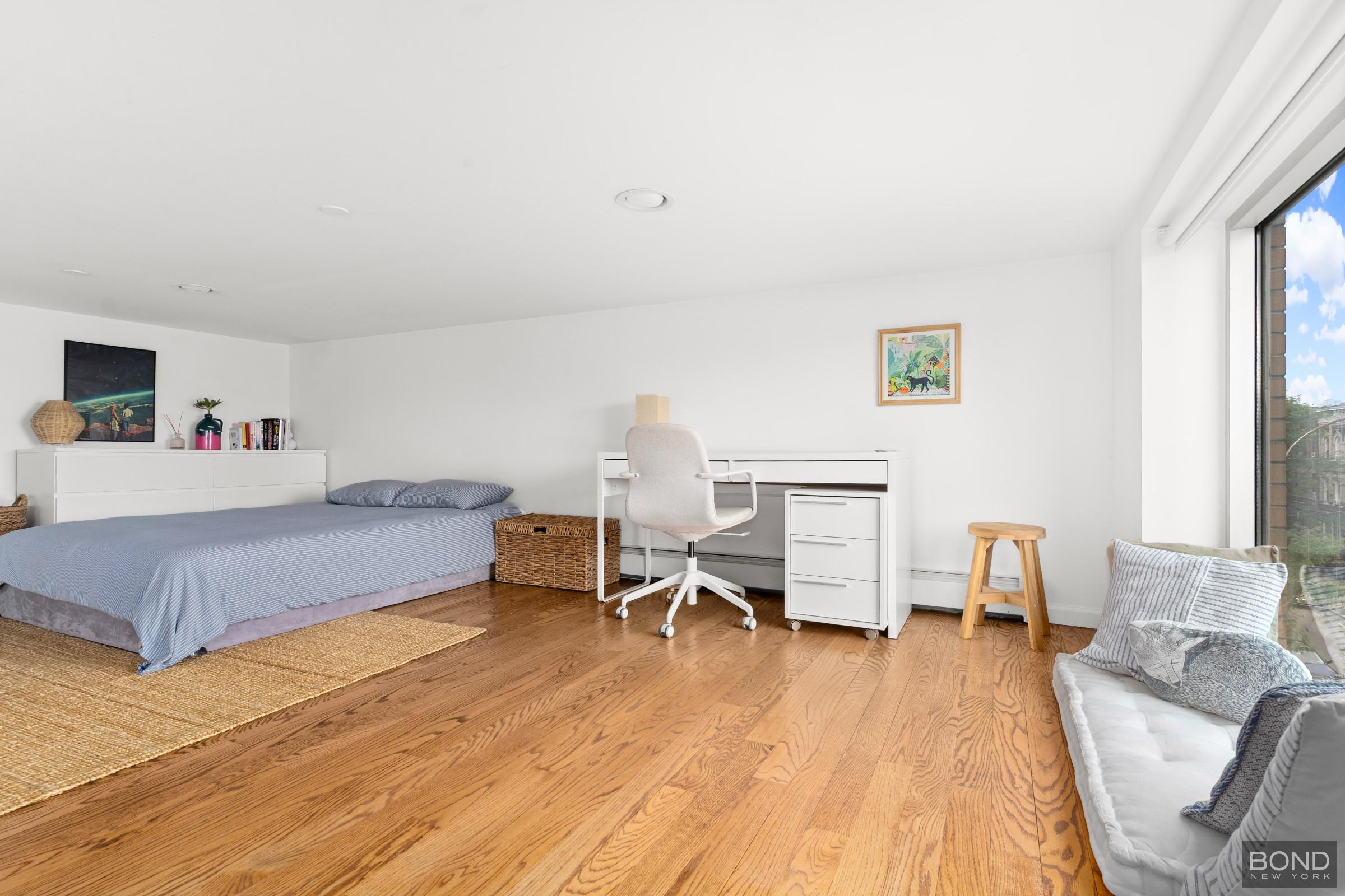 117 Kingsland Avenue 3B