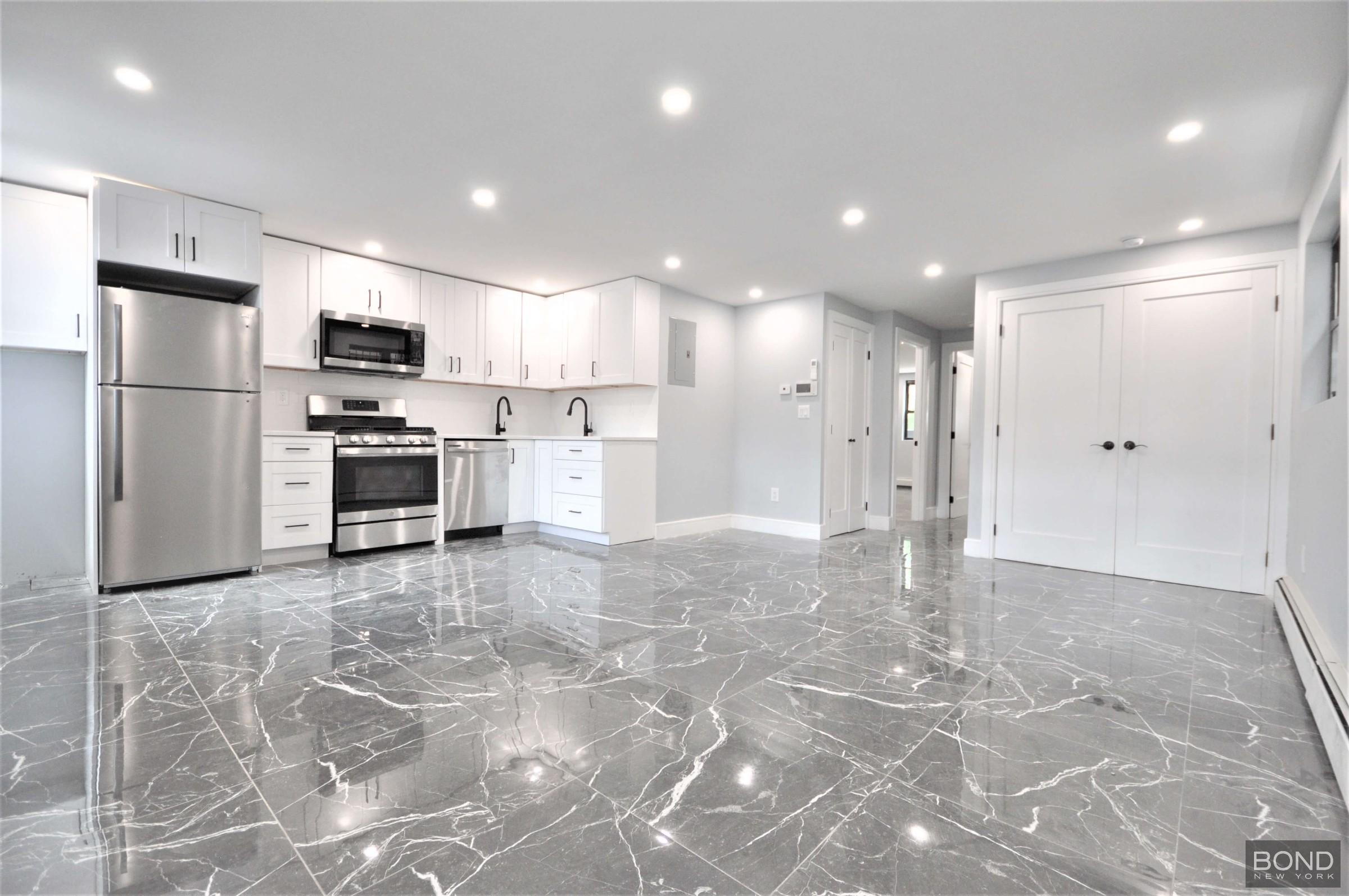 135 E 46th Street 1