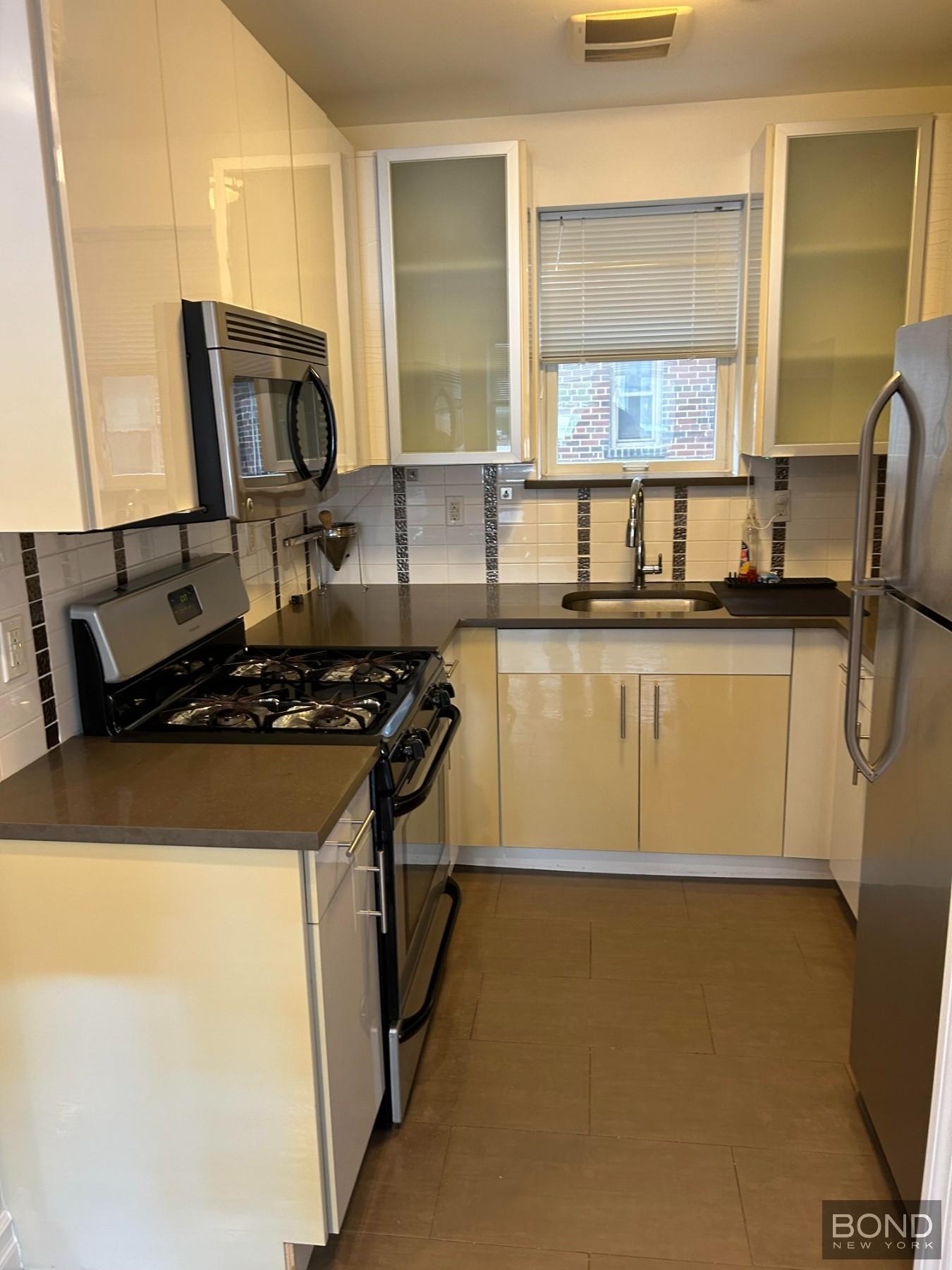 1329 E 17th Street 4B
