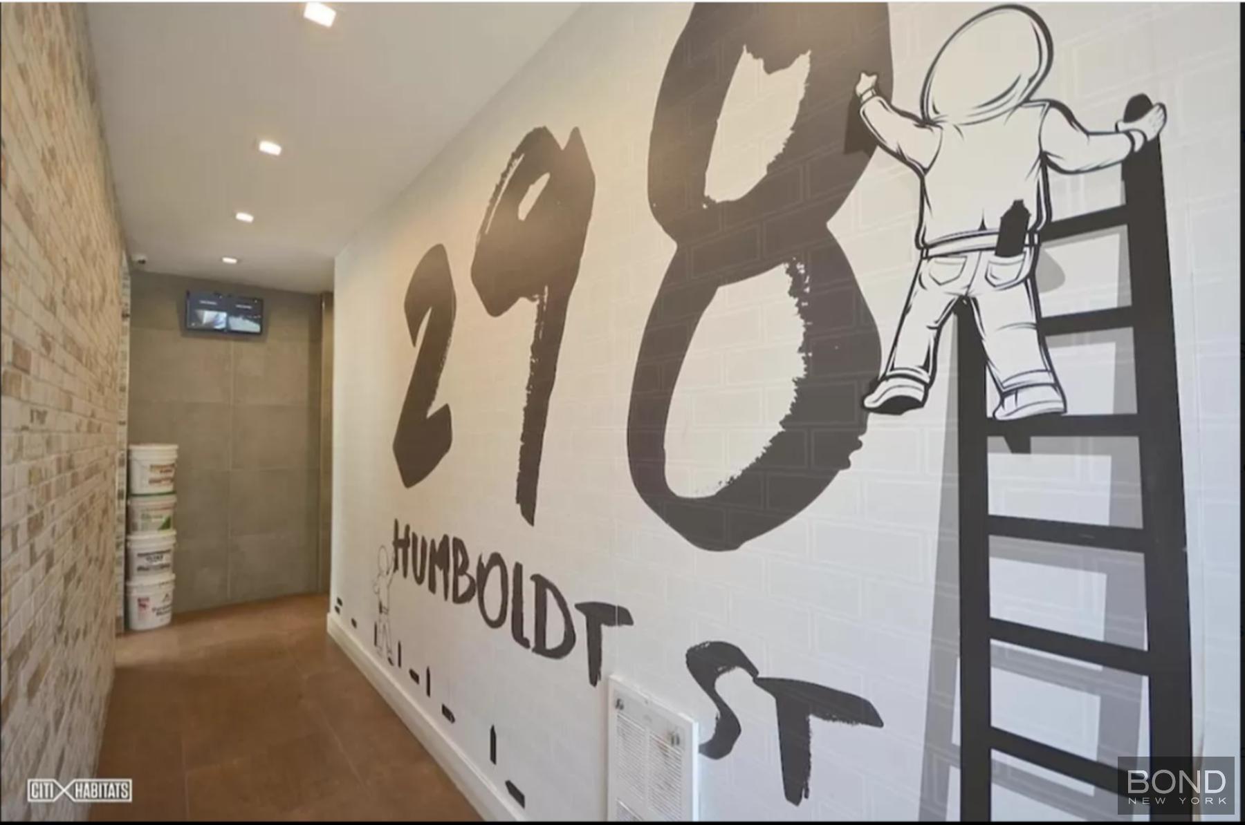 298 Humboldt Street 2R