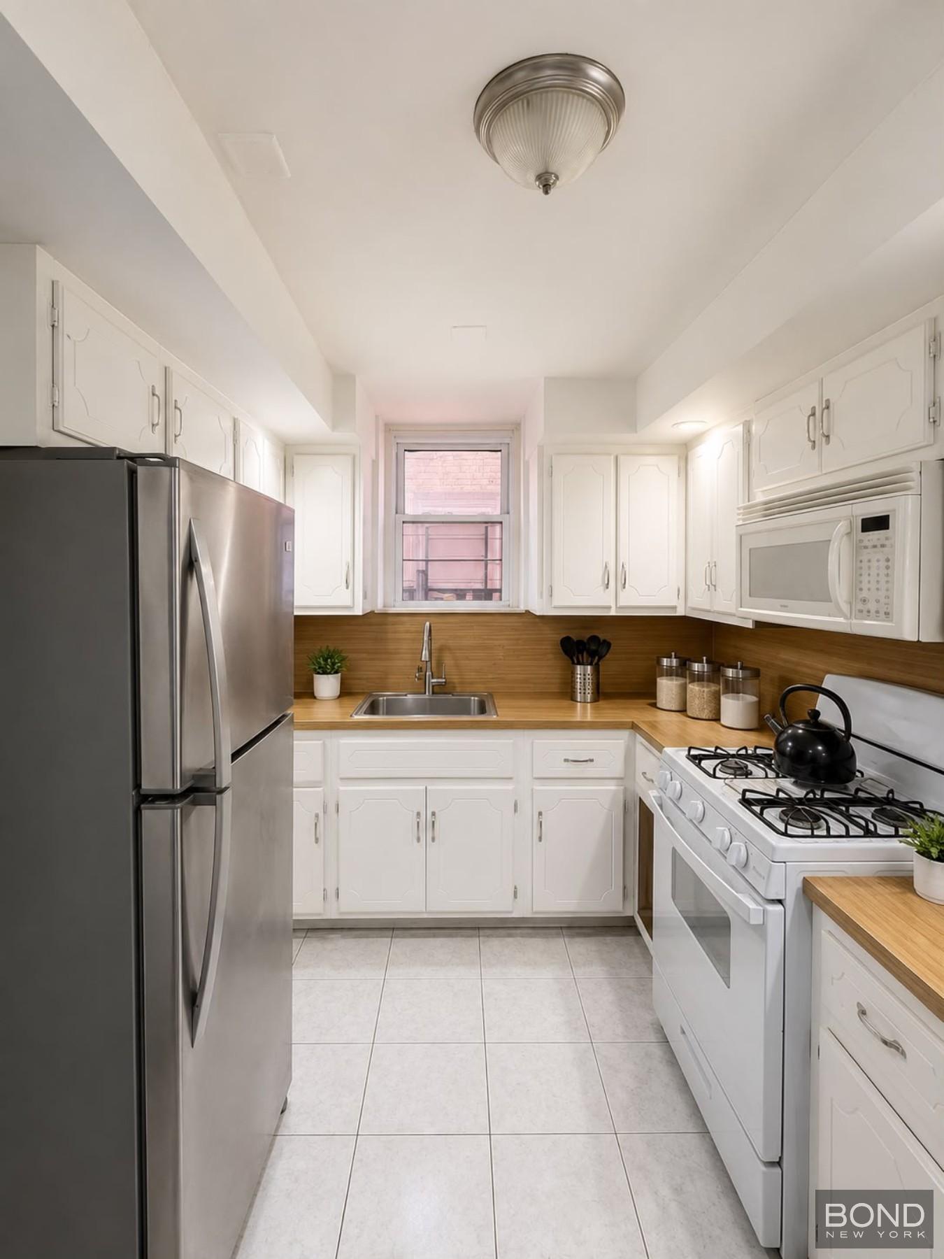 140 E 51st Street 1