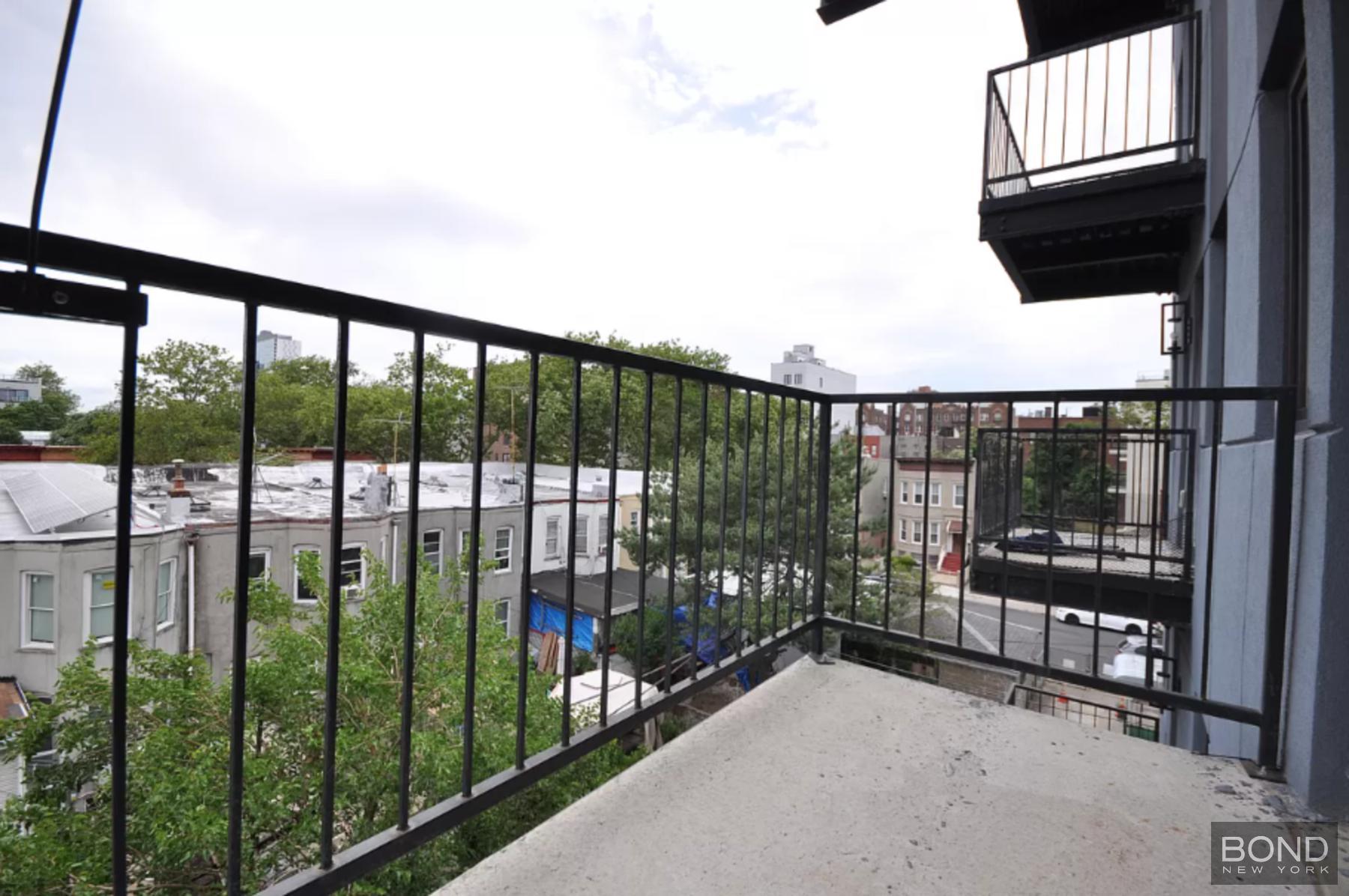 896 New York Avenue 4B