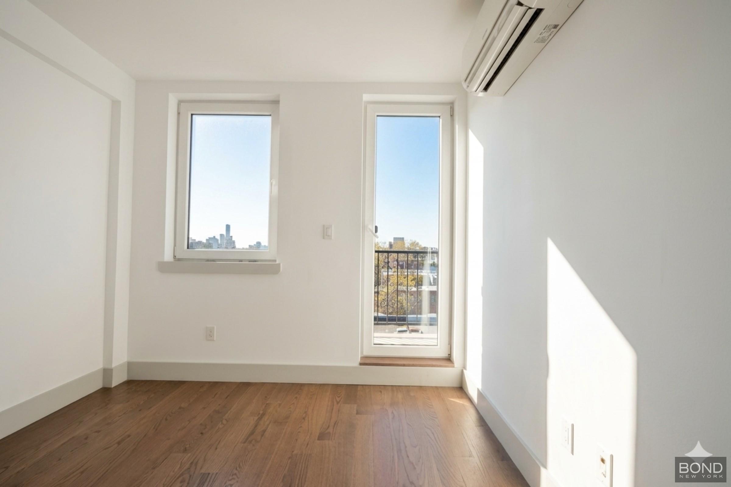 896 New York Avenue 4B