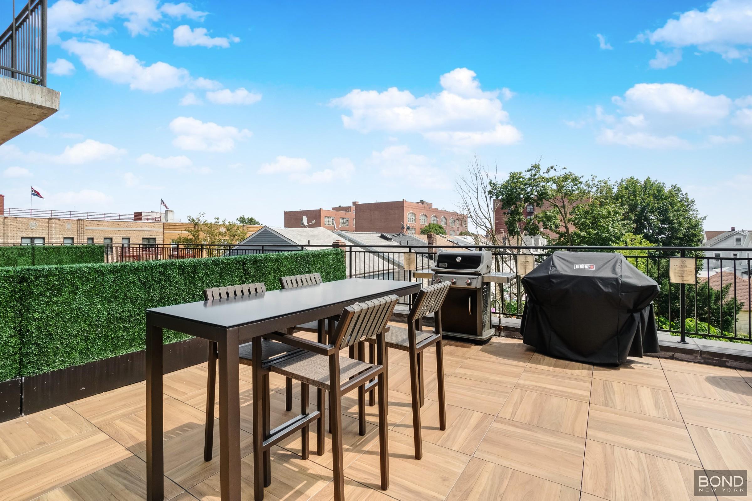 178-02 Hillside Avenue 521