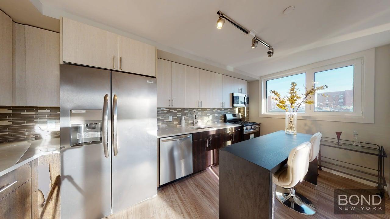 178-02 Hillside Avenue 521