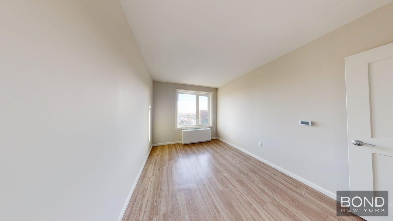 178-02 Hillside Avenue 708