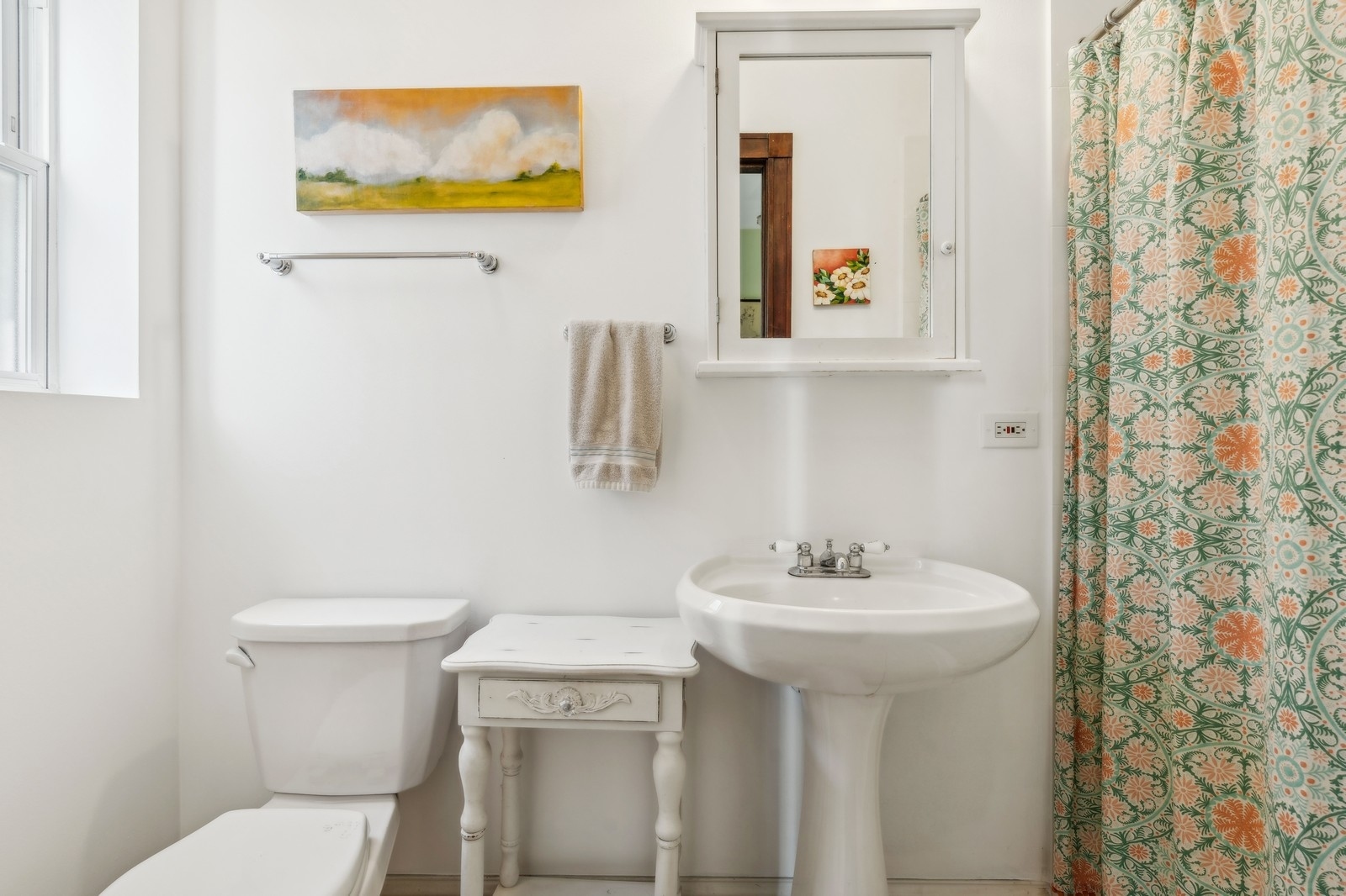 4432 N Racine Avenue Unit: 2S