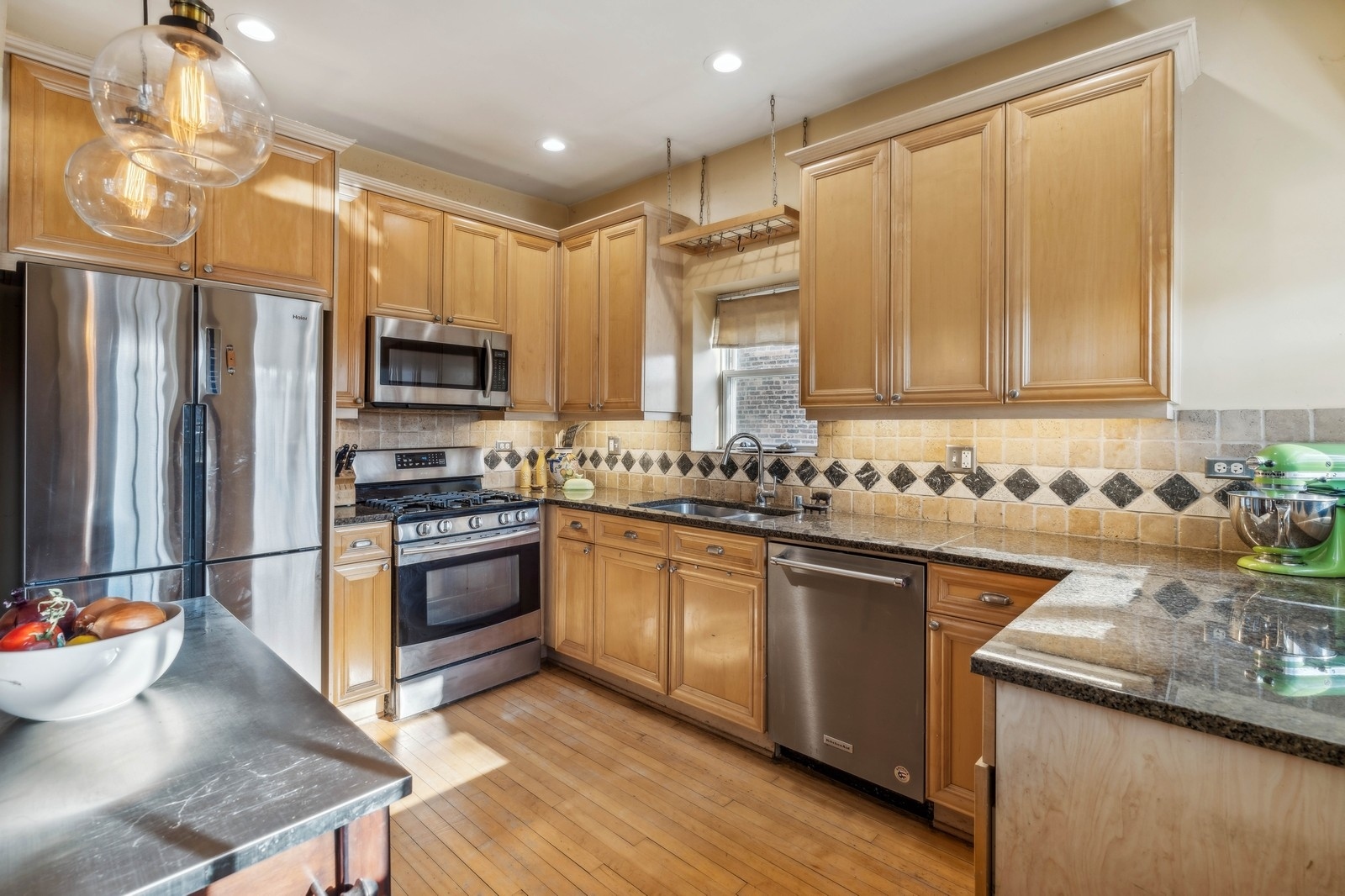 4432 N Racine Avenue Unit: 2S