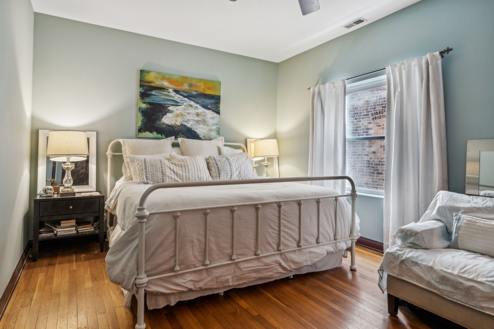 4432 N Racine Avenue Unit: 2S