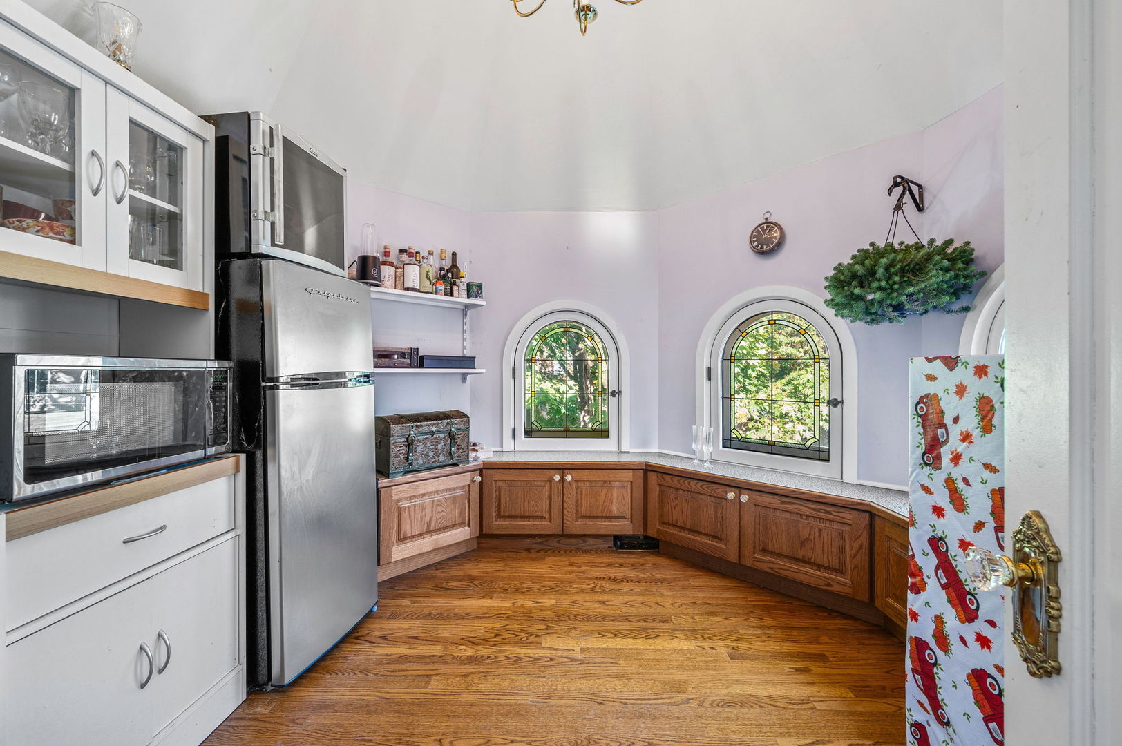 6658 N Fairfield Avenue