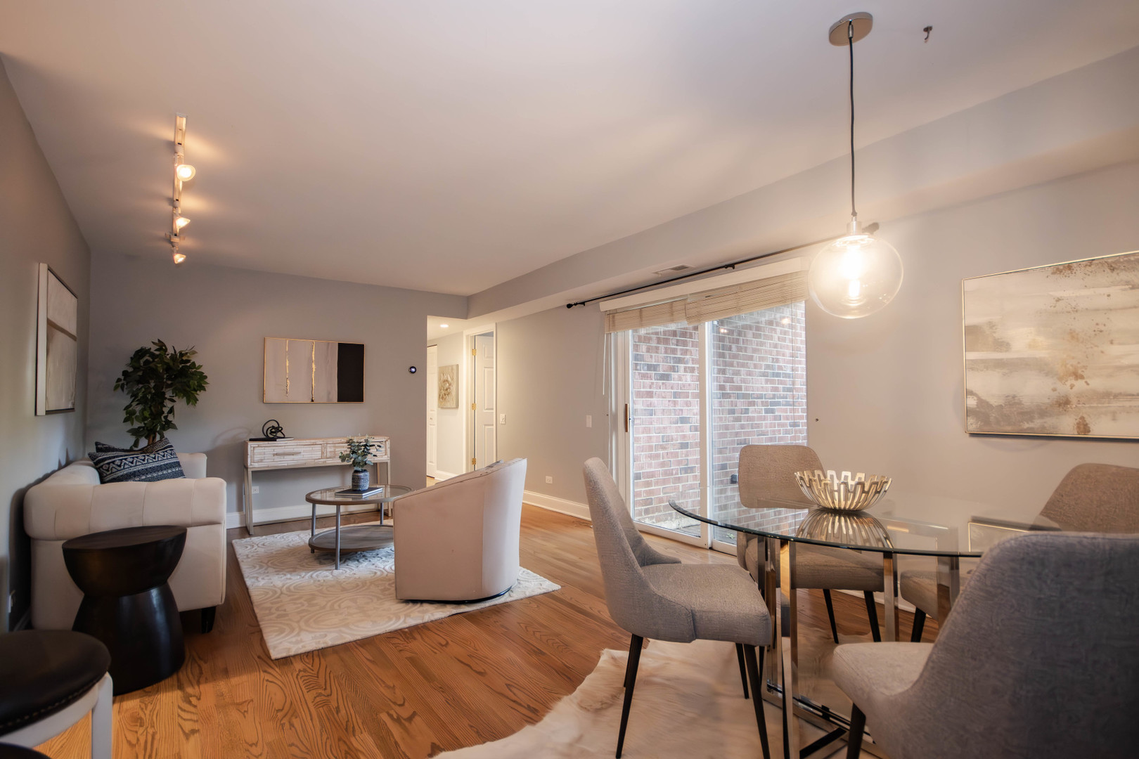 2131 N Larrabee Street Unit: 6104
