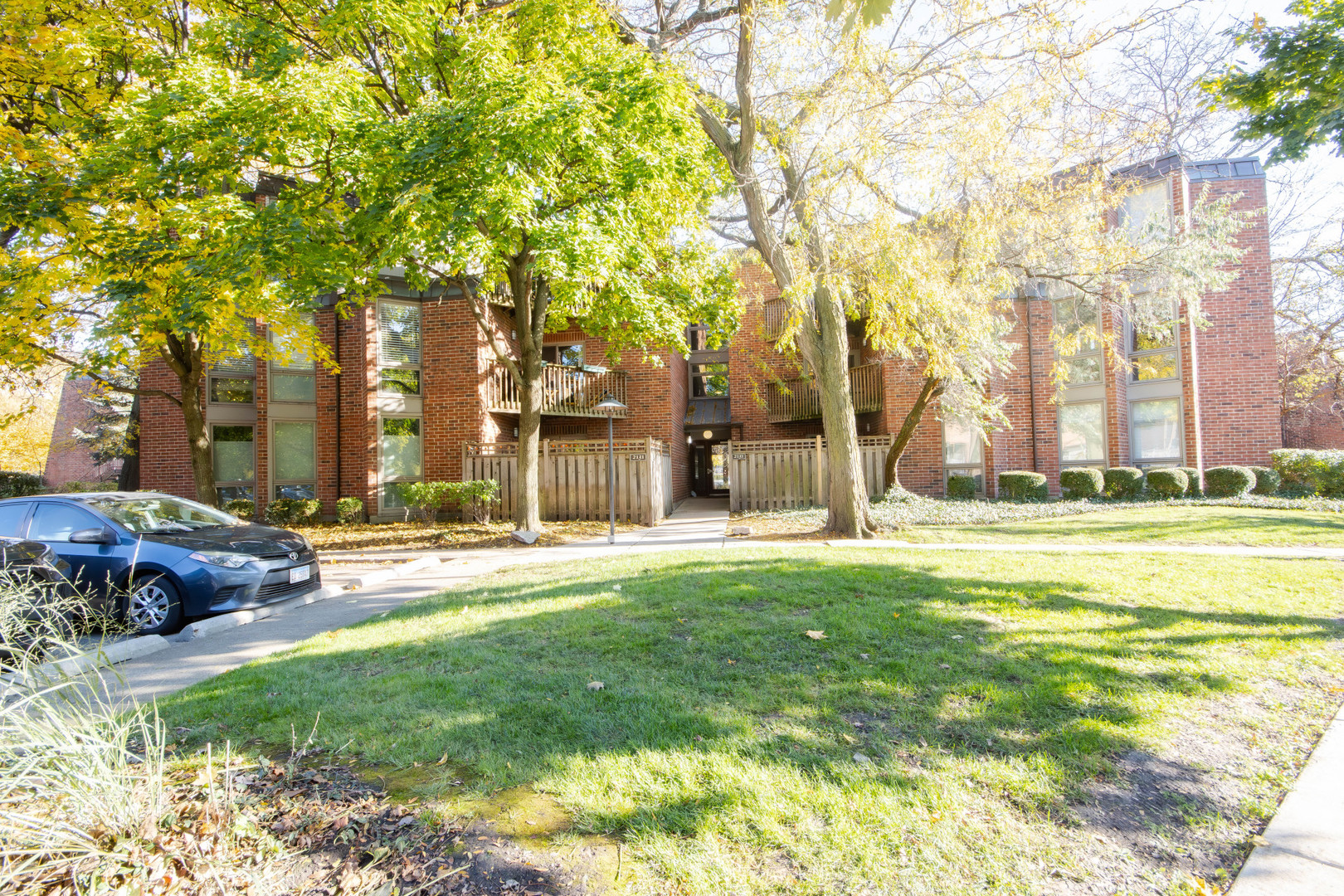 2131 N Larrabee Street Unit: 6104