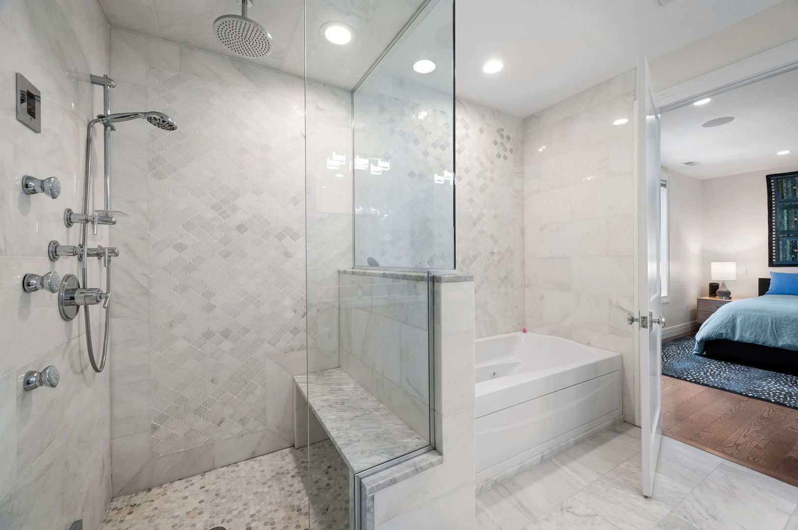 3048 N Sheffield Avenue Unit: 2