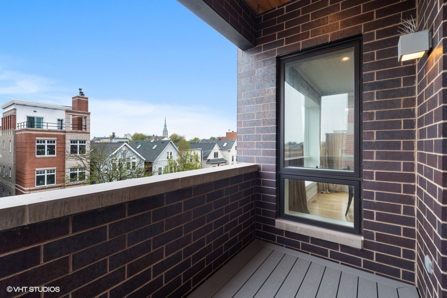 1543 W Diversey Parkway Unit: 3