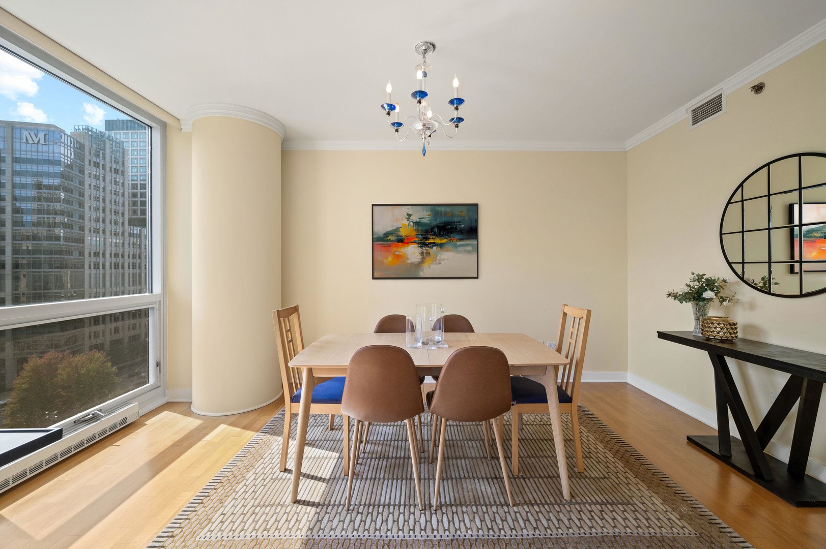 250 E Pearson Street Unit: 1305