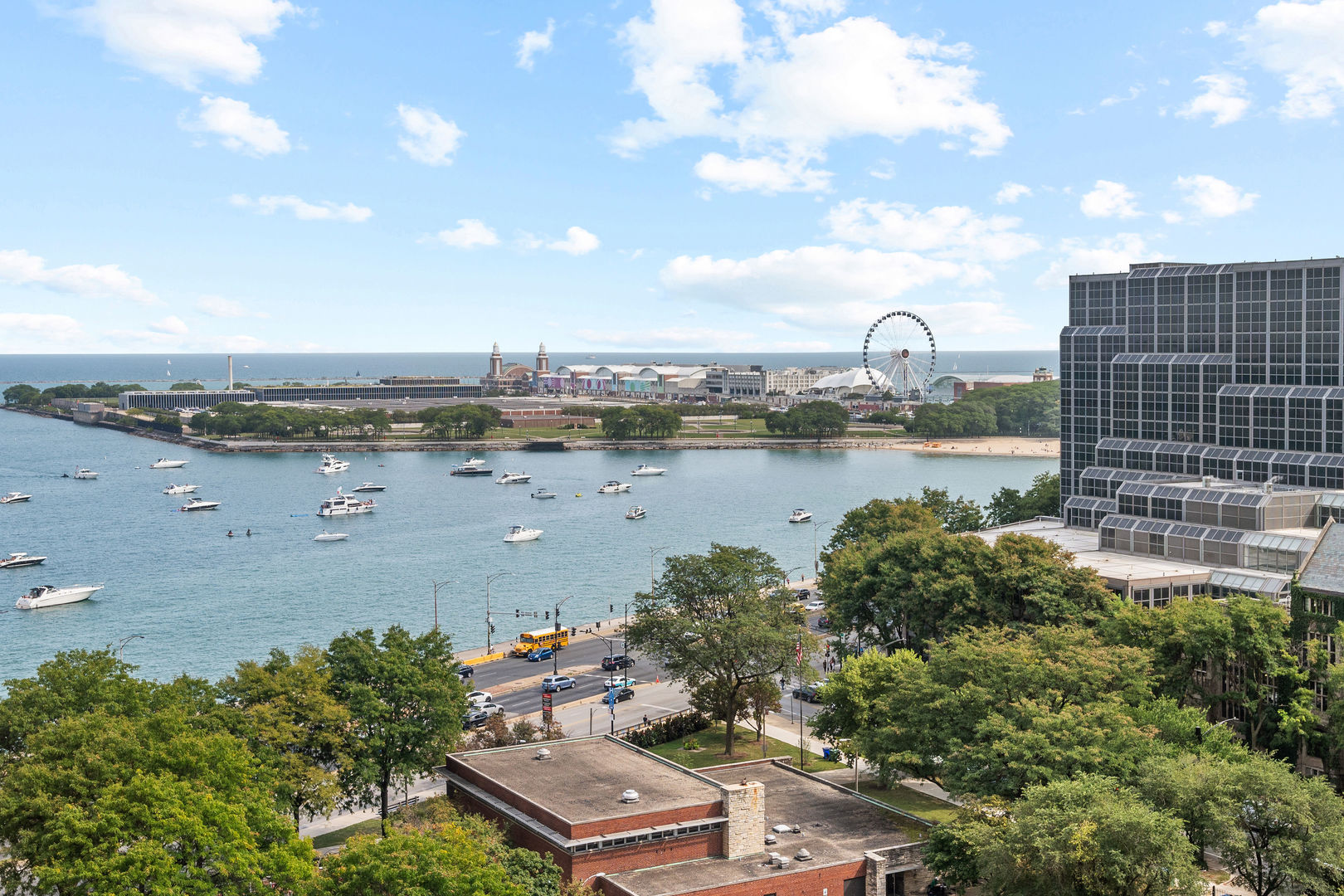 250 E Pearson Street Unit: 1305