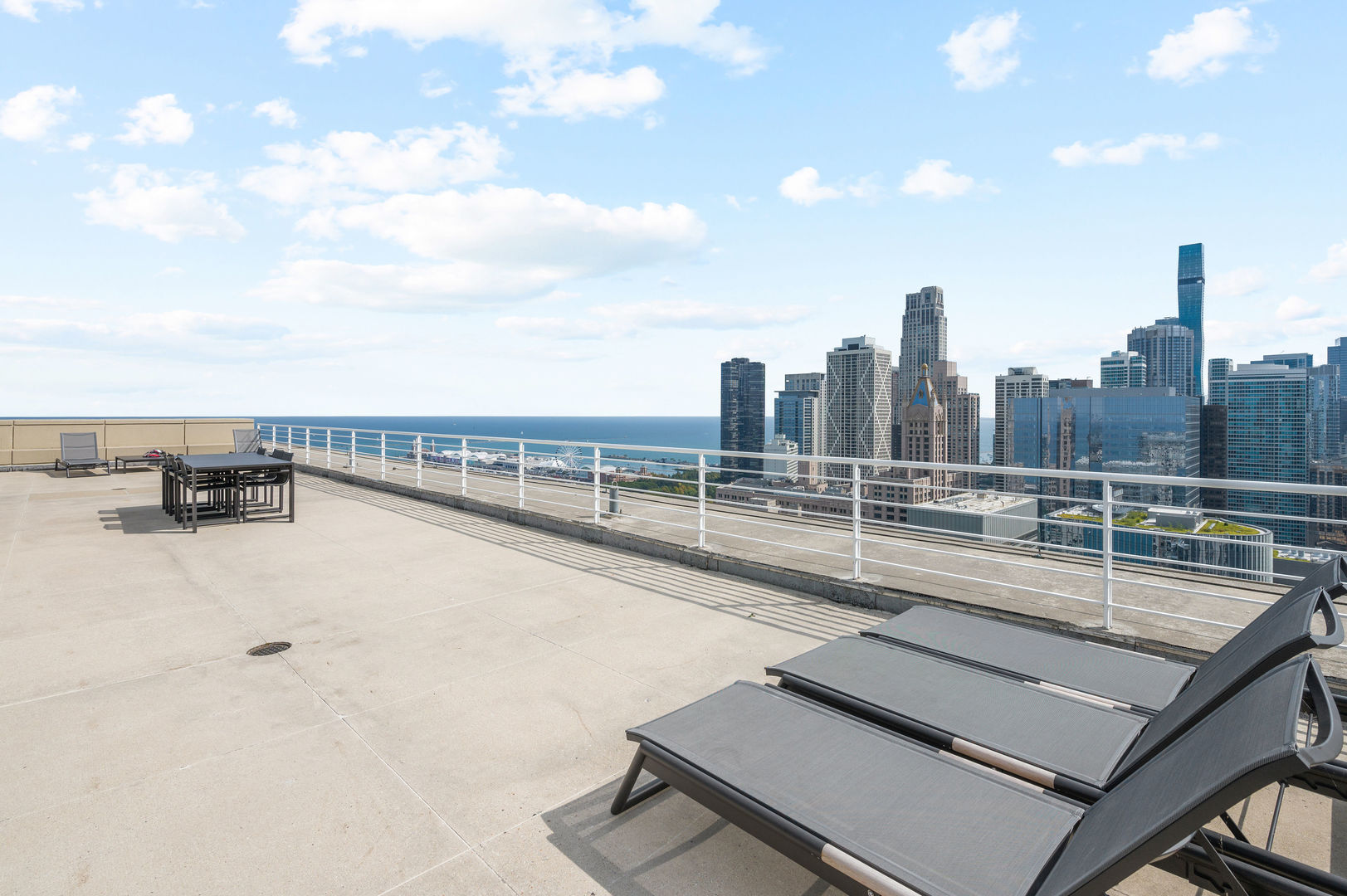 250 E Pearson Street Unit: 1305