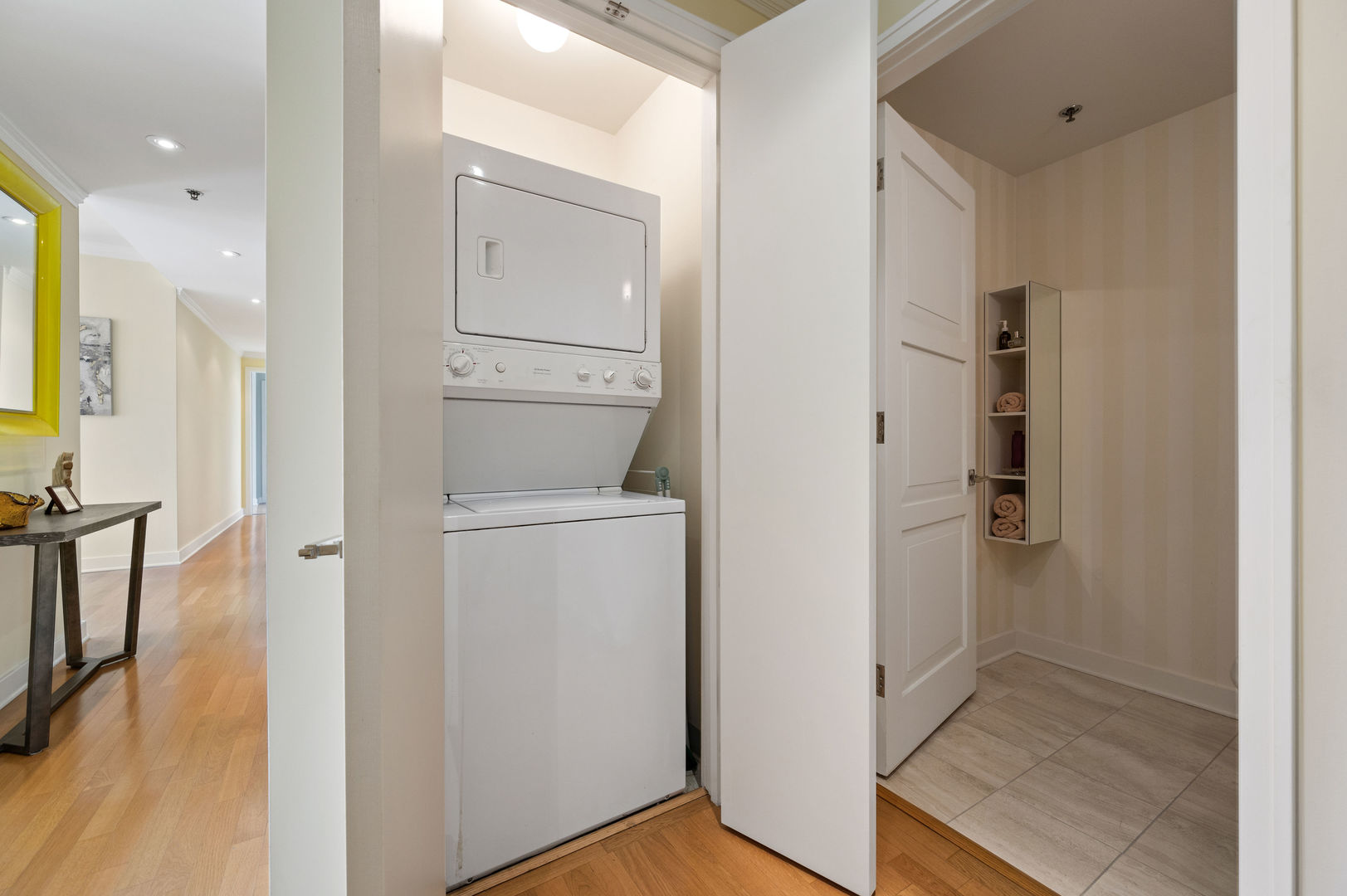 250 E Pearson Street Unit: 1305