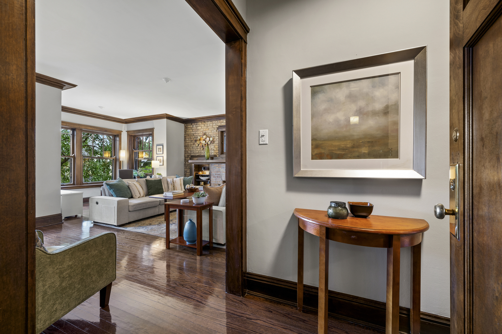 1319 W Ardmore Avenue Unit: 2E