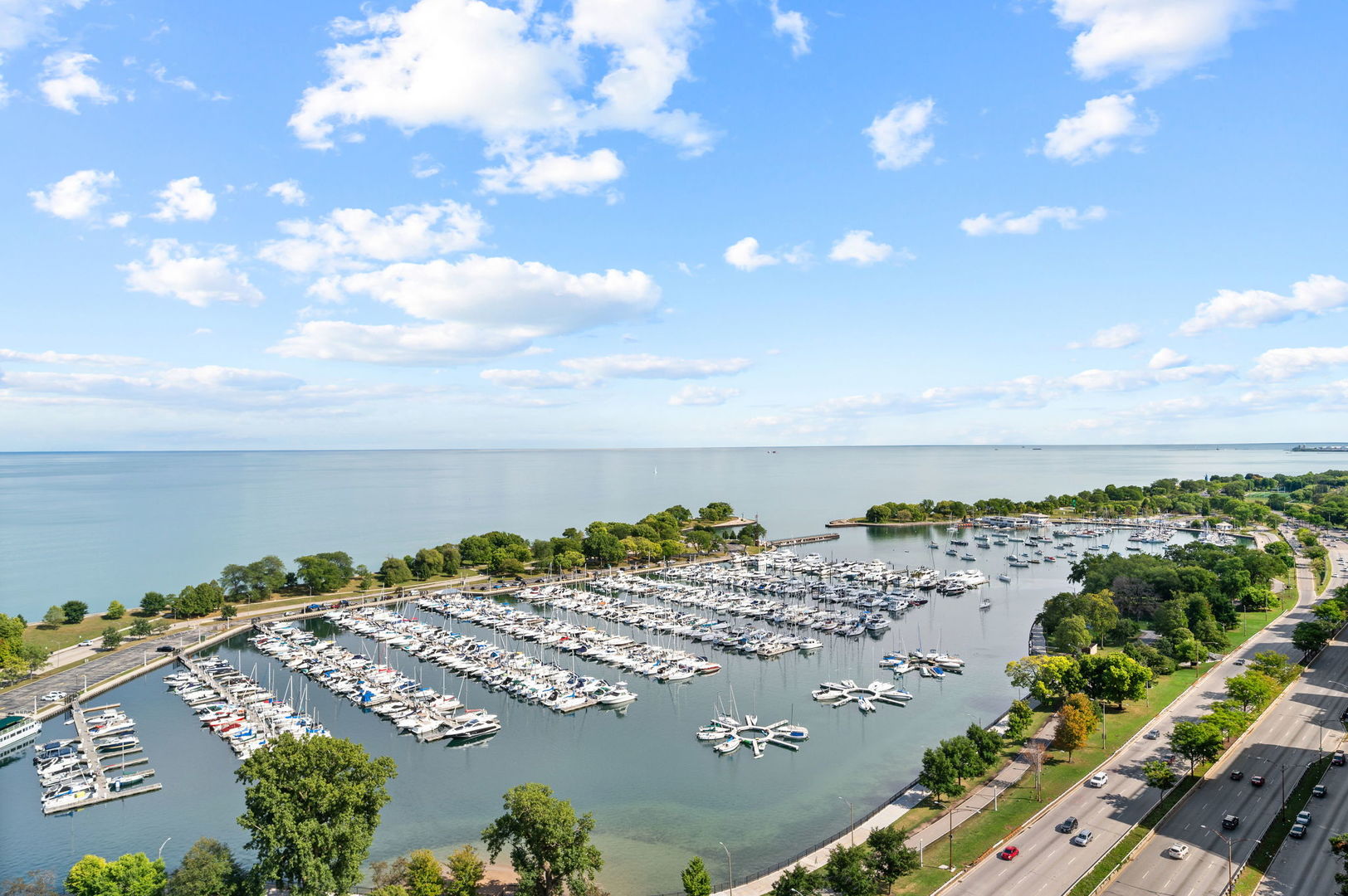 3470 N Lake Shore Drive N Unit: 23A