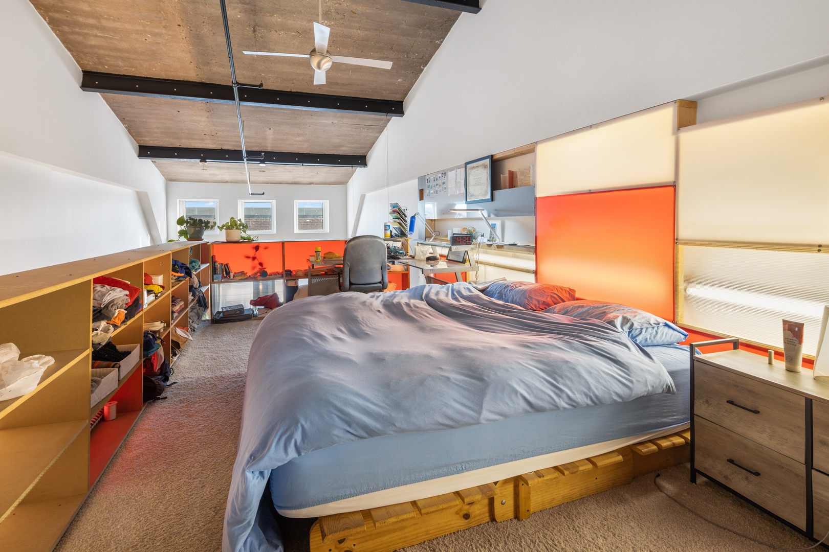 333 S Desplaines Street Unit: 711