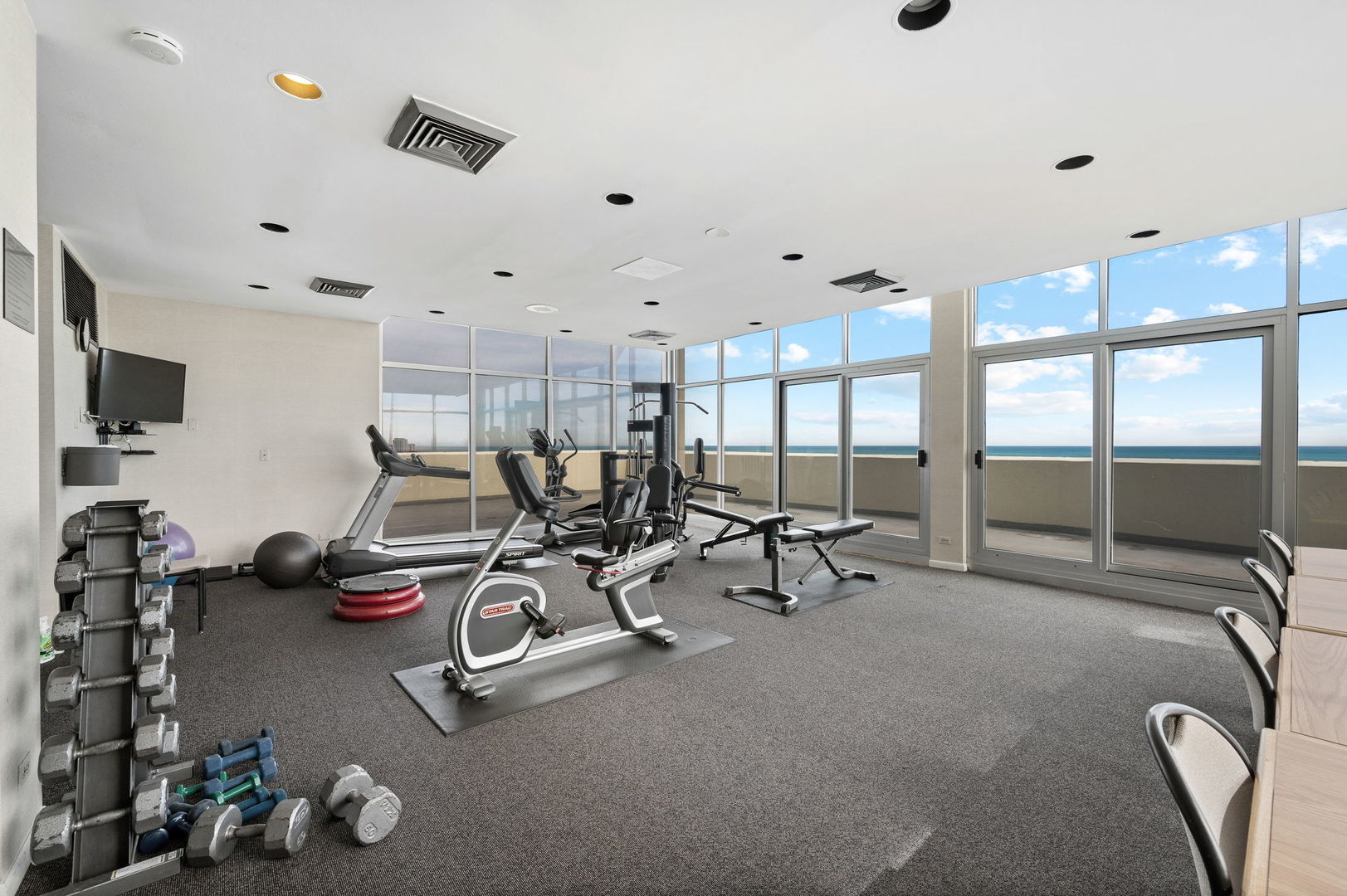 3470 N Lake Shore Drive Unit: 23A