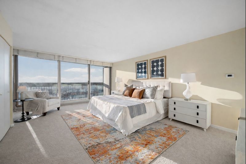 3470 N Lake Shore Drive Unit: 23A