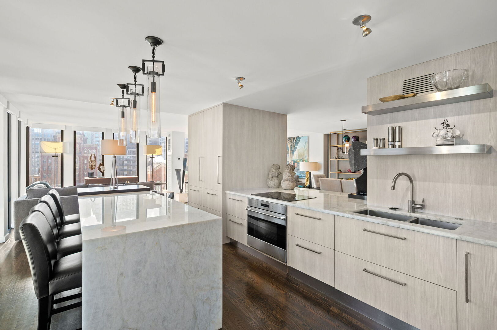 200 E Delaware Place Unit: 22D