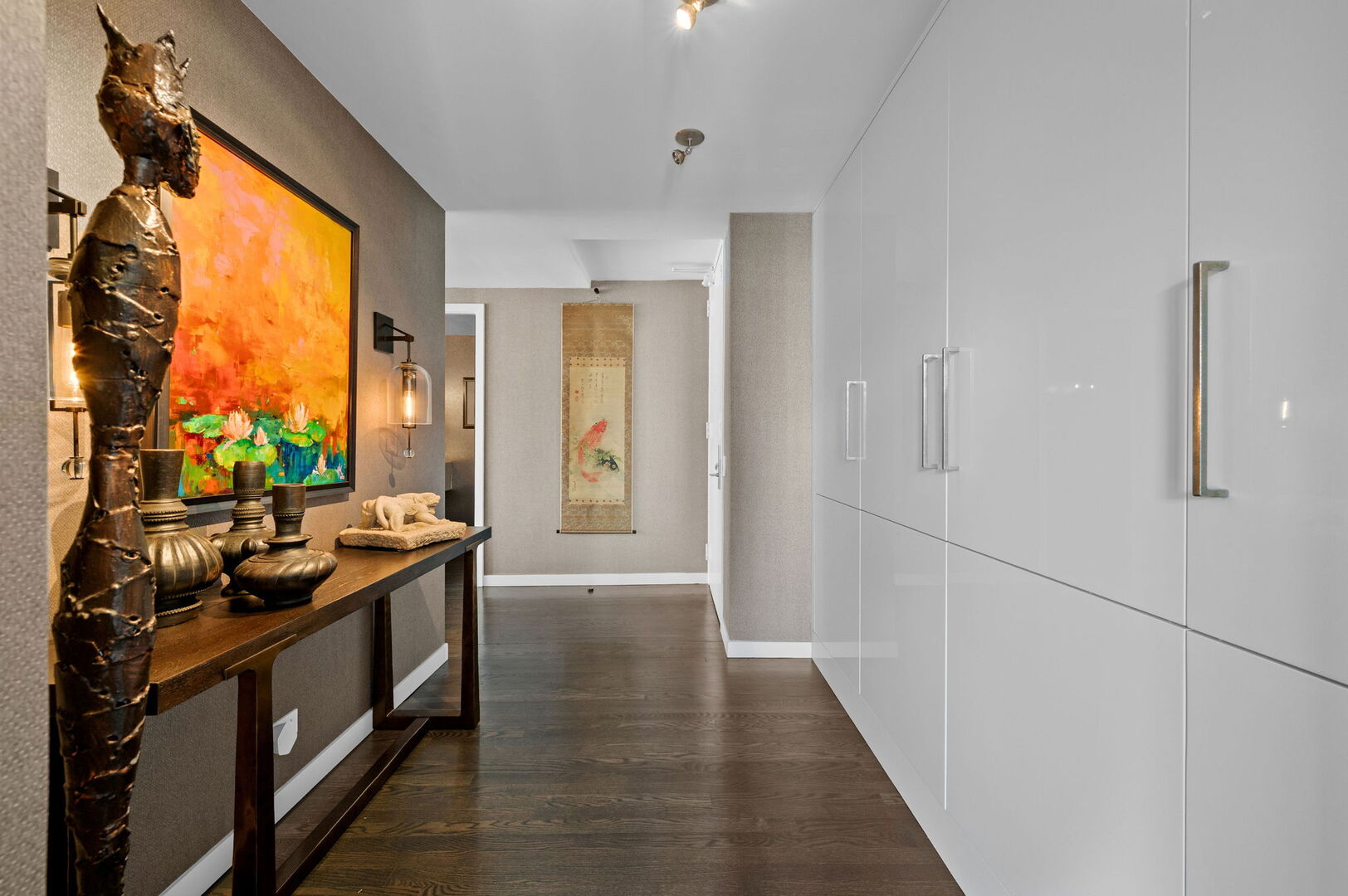 200 E Delaware Place Unit: 22D