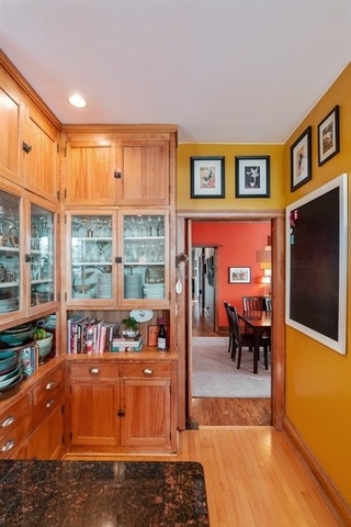 4550 N Beacon Street Unit: 3