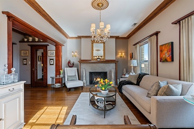 4550 N Beacon Street Unit: 3