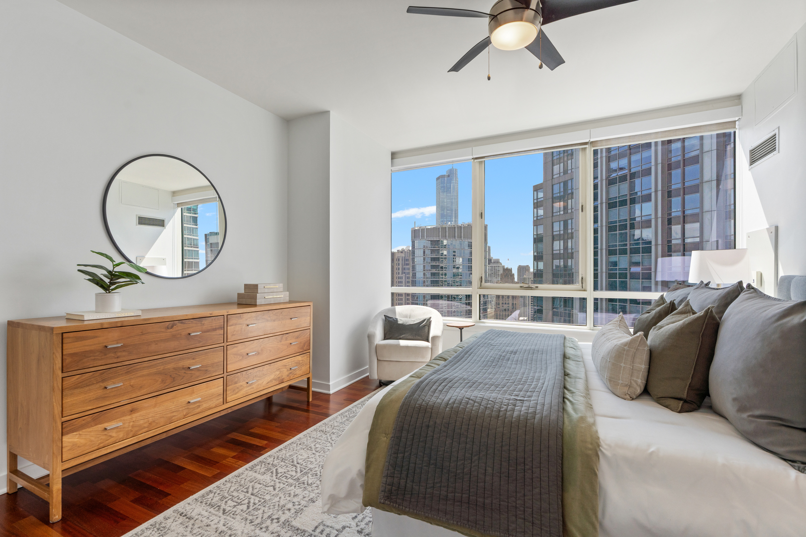 505 N McClurg Court Unit: 4605