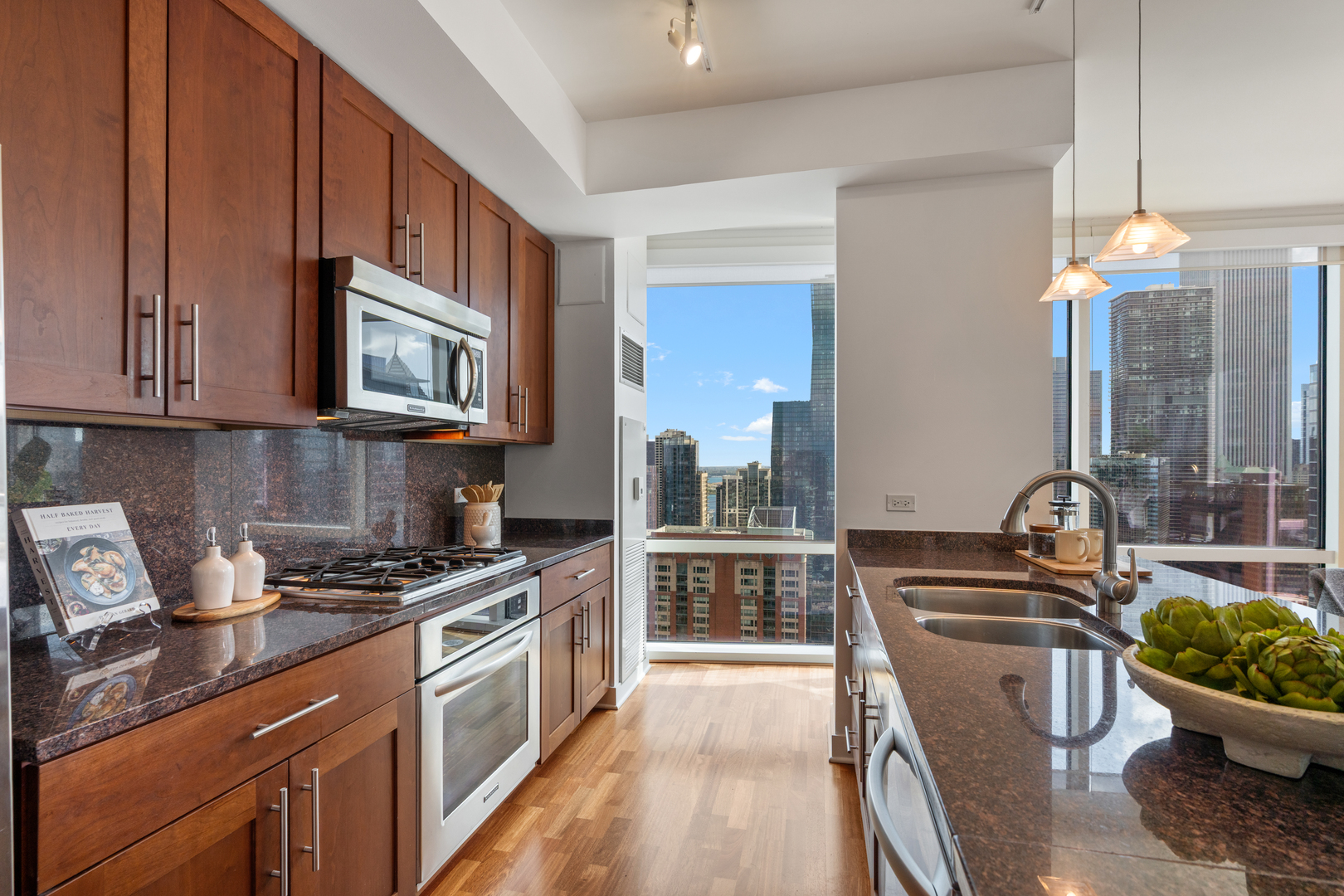 505 N McClurg Court Unit: 4605