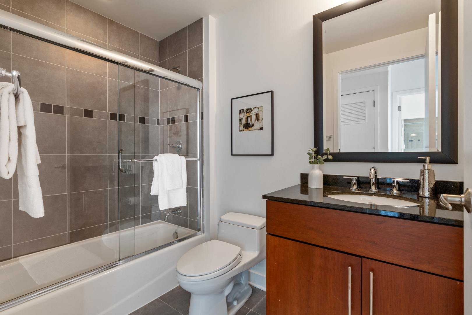505 N McClurg Court Unit: 4605