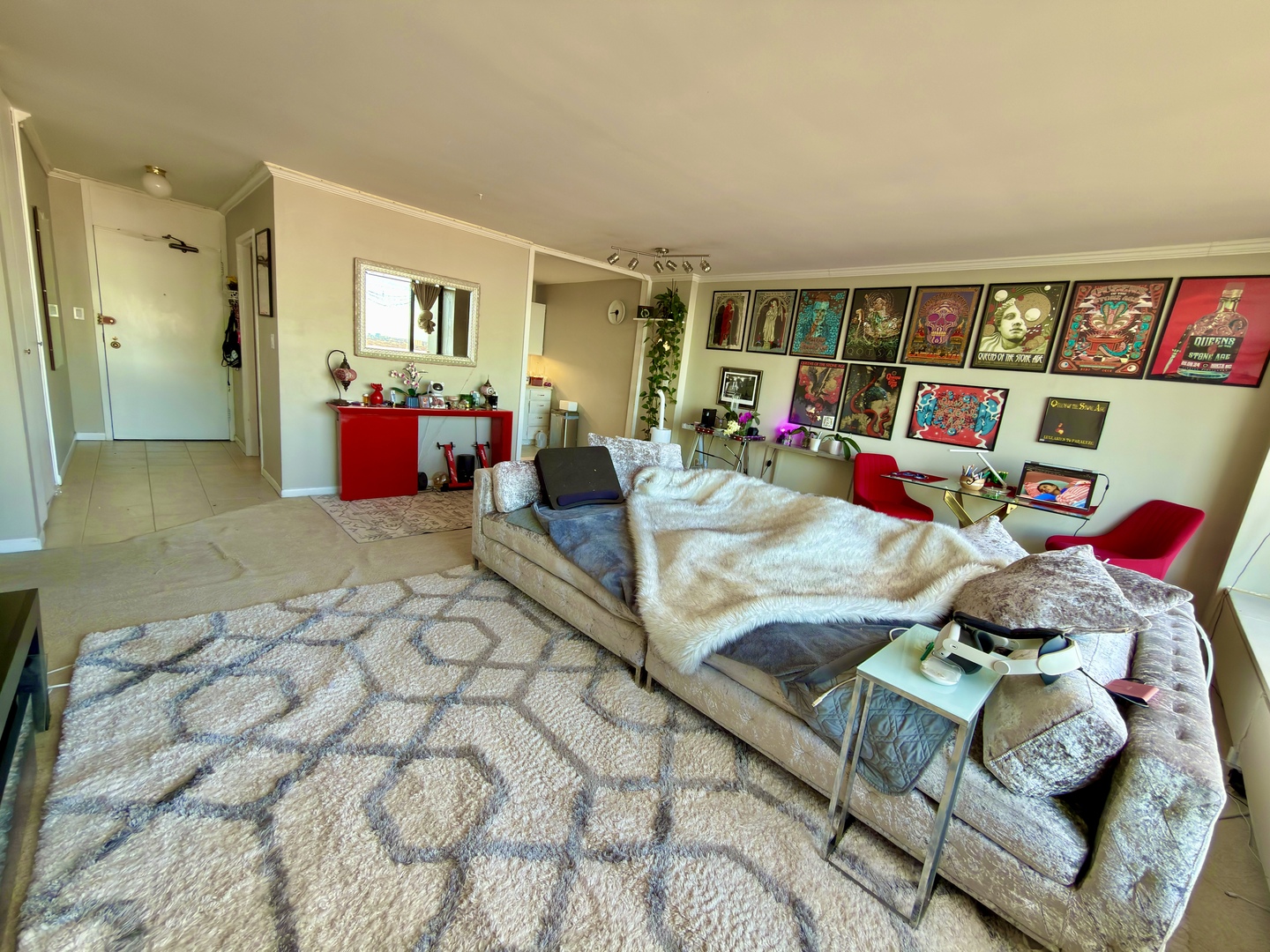 5455 N sheridan Road Unit: 2703